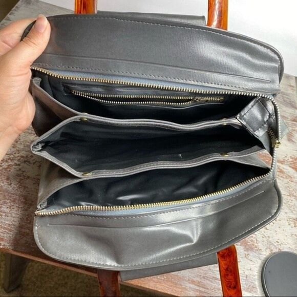 Vintage 1950s 59s 1960s 69s grey leather Brown Lucite handle purse - Picture 5 of 10